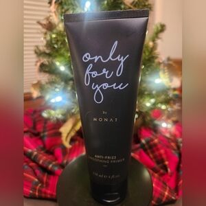 Monat Anti-Frizz Smoothing Primer New